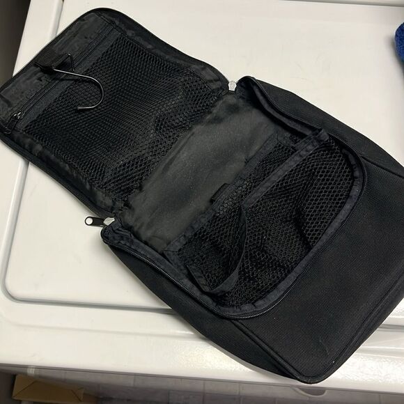 Unbranded Black Travel Toiletries Hanging Bag Hook and Loop Removable Component - Picture 10 of 13